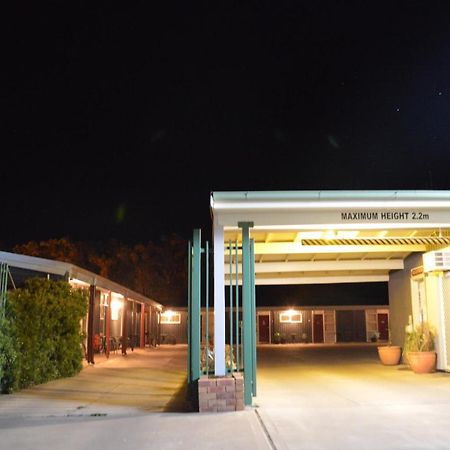 Coolabah Motel Walgett Экстерьер фото