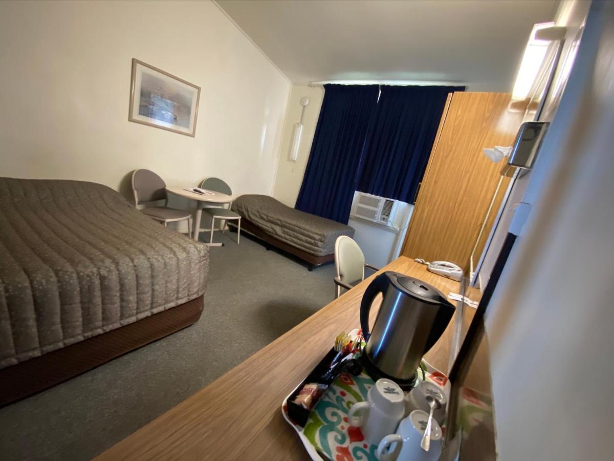 Coolabah Motel Walgett Экстерьер фото