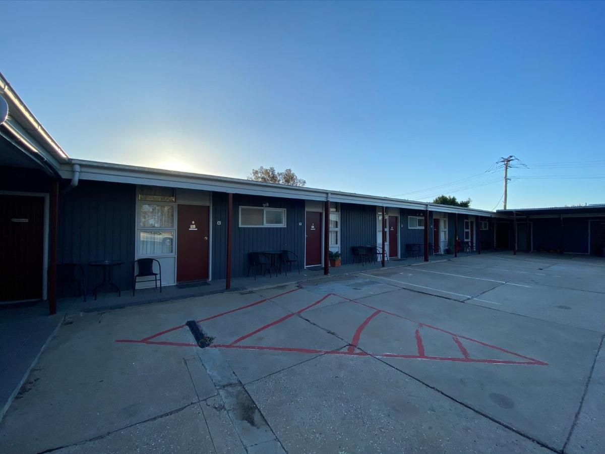 Coolabah Motel Walgett Экстерьер фото